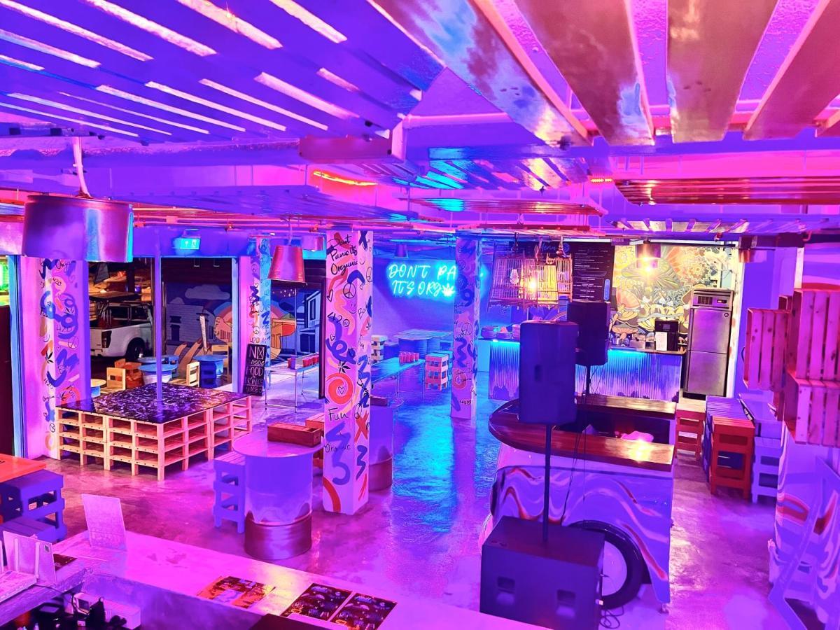 Bodega Krabi Ostello Ao Nang Esterno foto
