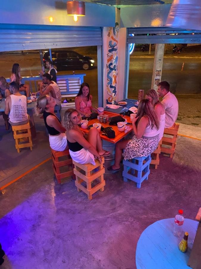 Bodega Krabi Ostello Ao Nang Esterno foto